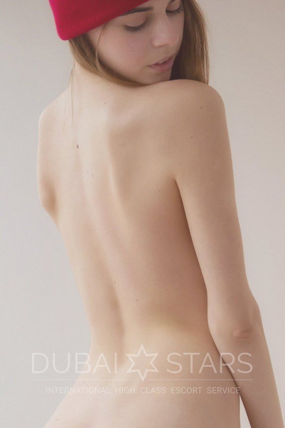 zarah-23